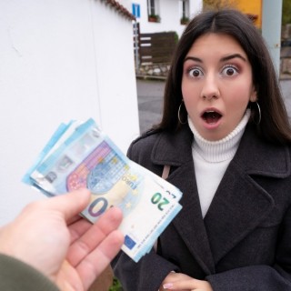 Заплатил шикарной девке за крутой трах