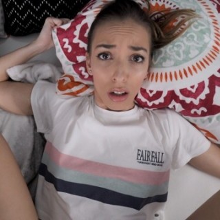 Порно шикарная жена изменяет при муже