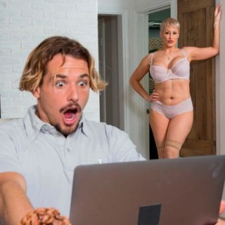 Порно соло женщин за 45 смотреть бесплатно